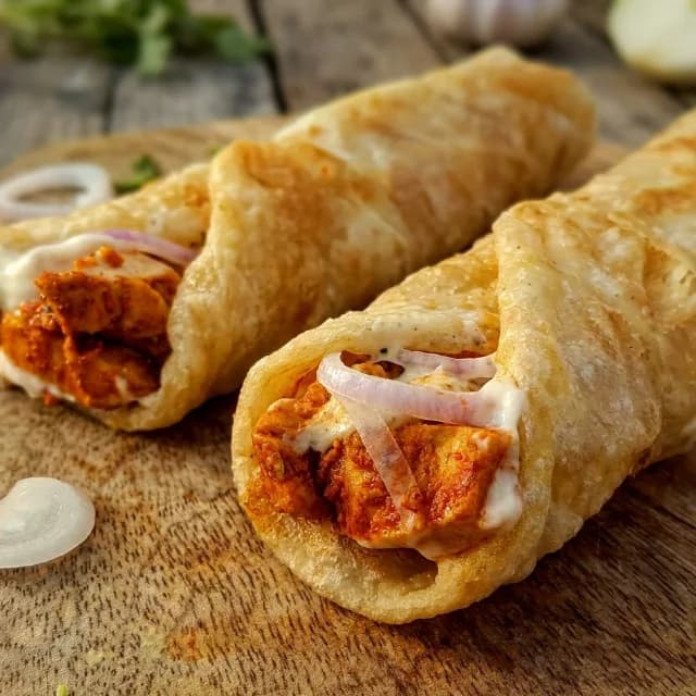 Chicken Mayo Garlic Roll