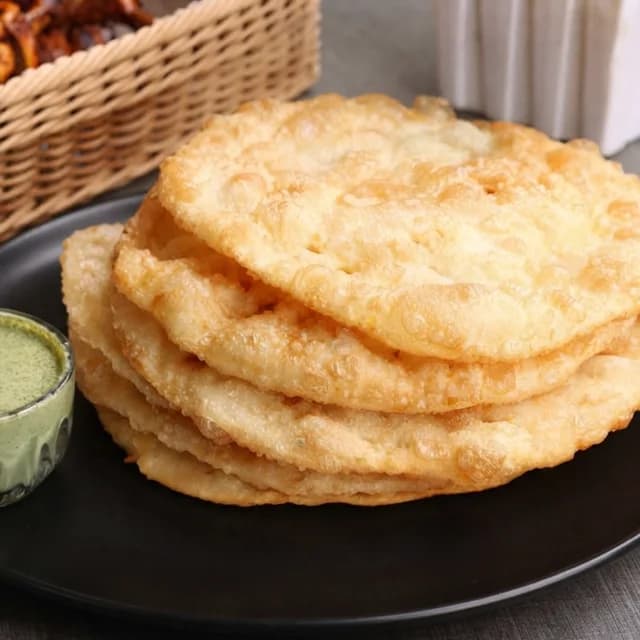 Puri Paratha Large